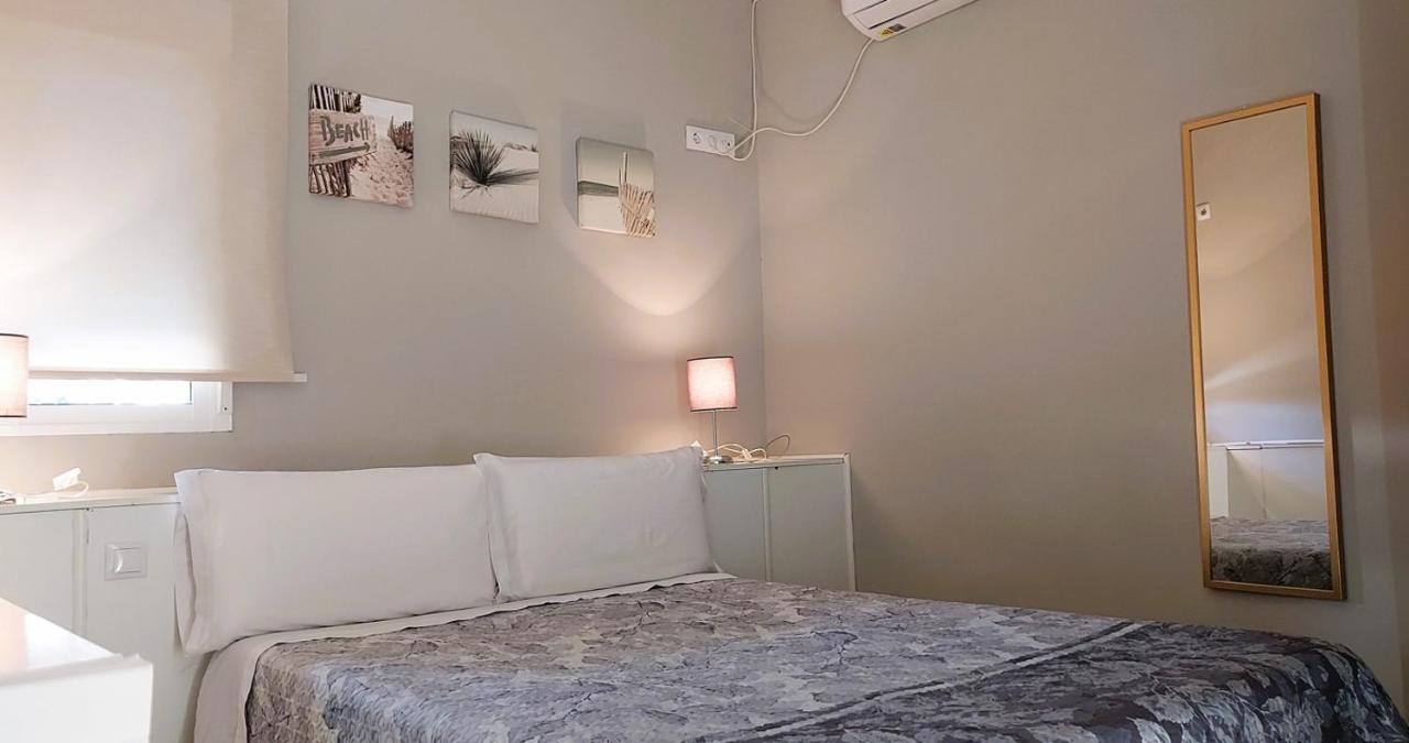 Hostal Aravaca Garden Madrid Exterior photo