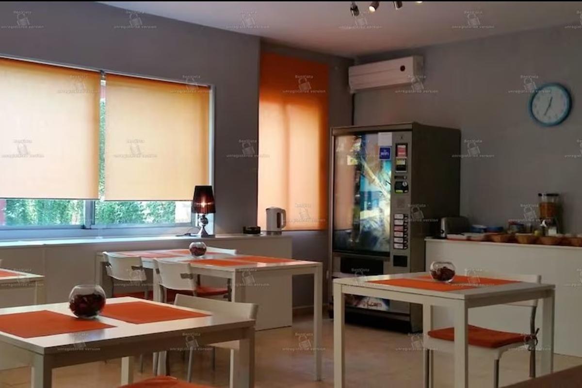 Hostal Aravaca Garden Madrid Exterior photo